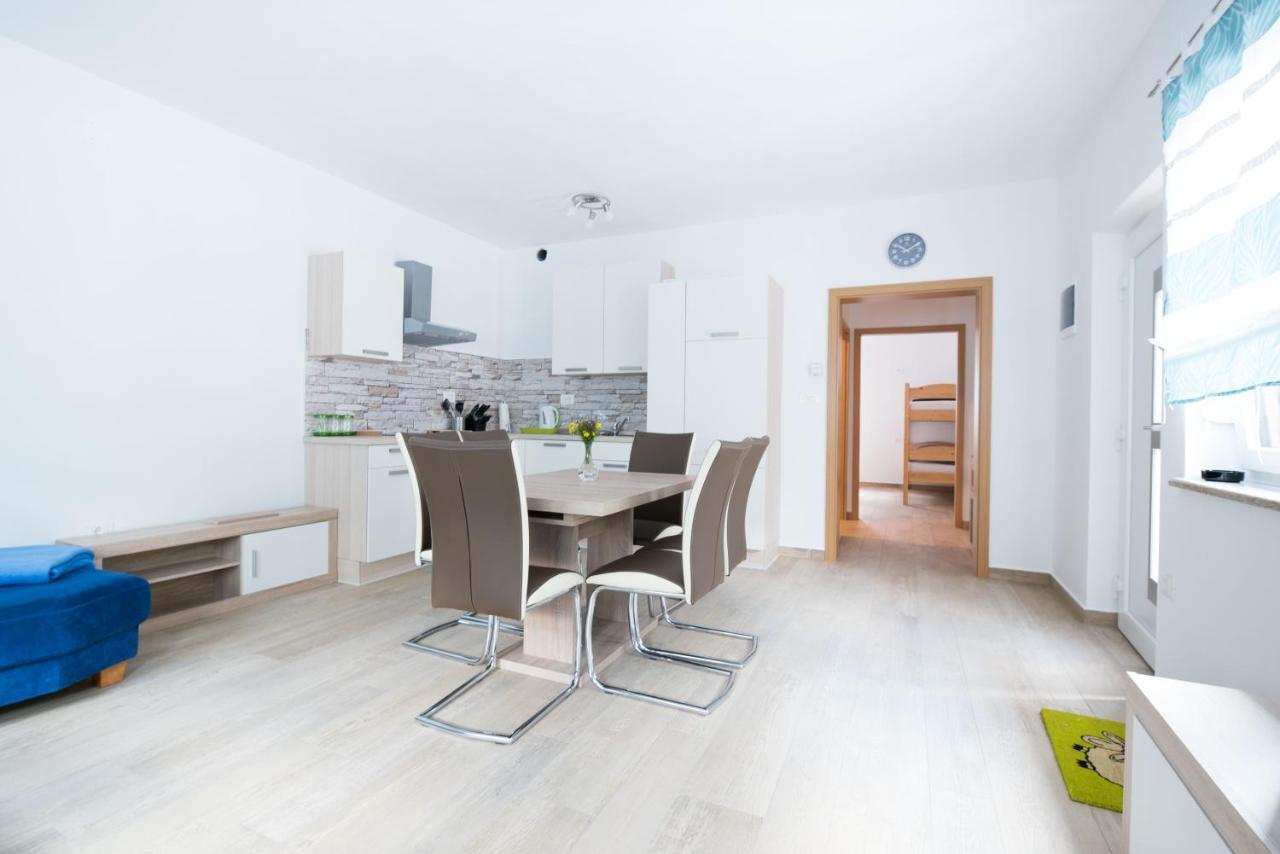 Appartement House Dormica à Trenta Chambre photo